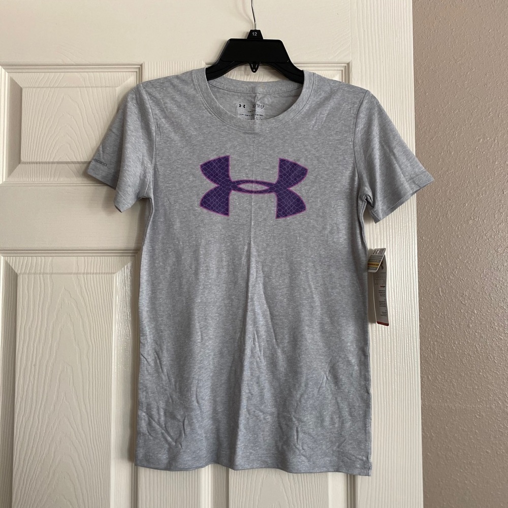 under armour women 👚